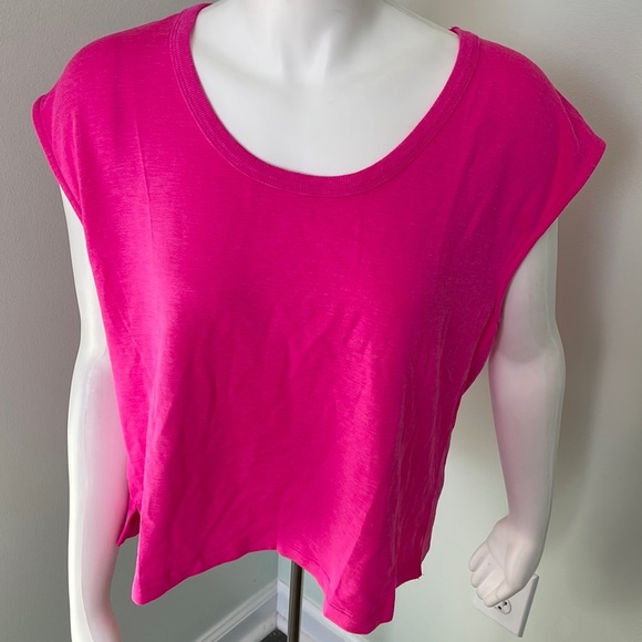 Lou & Grey Signature Soft Pink Cap Sleeve Tee Size Large NEW - Picture 2 of 9